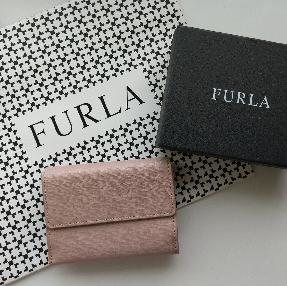 超新作】 【新品】 三つ折り財布 コンパクトサイズ BABYLON FURLA 財布