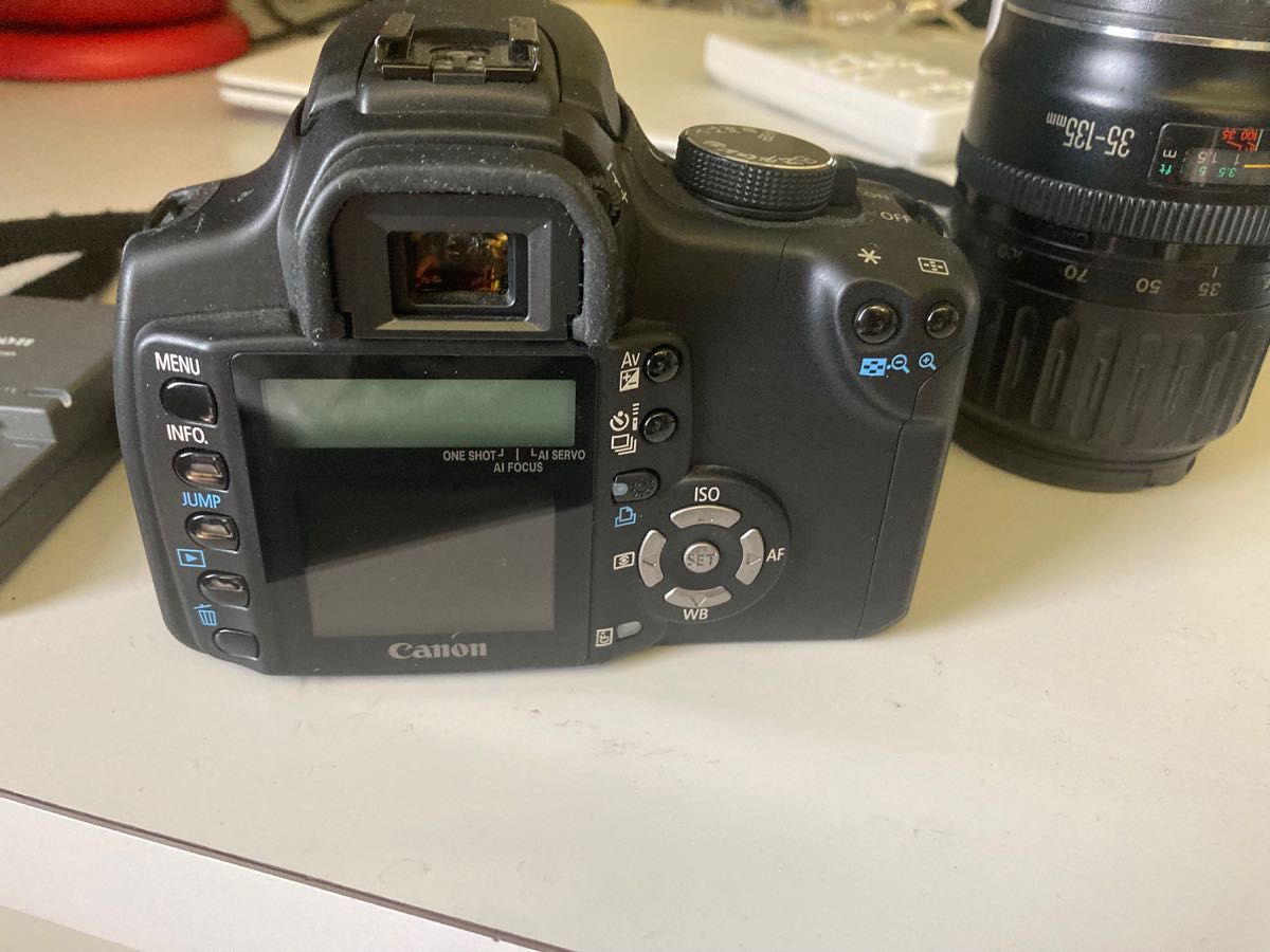 近~中距離レンズ 最初の一台に Canon EOS kiss digital N 一眼レフ