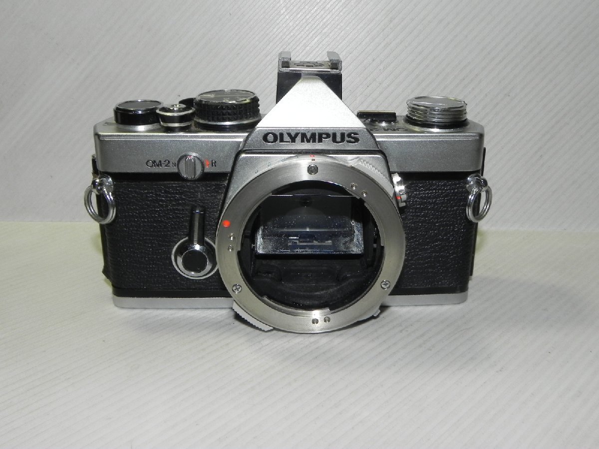 OLYMPUS OM-2N シルバーカメラ