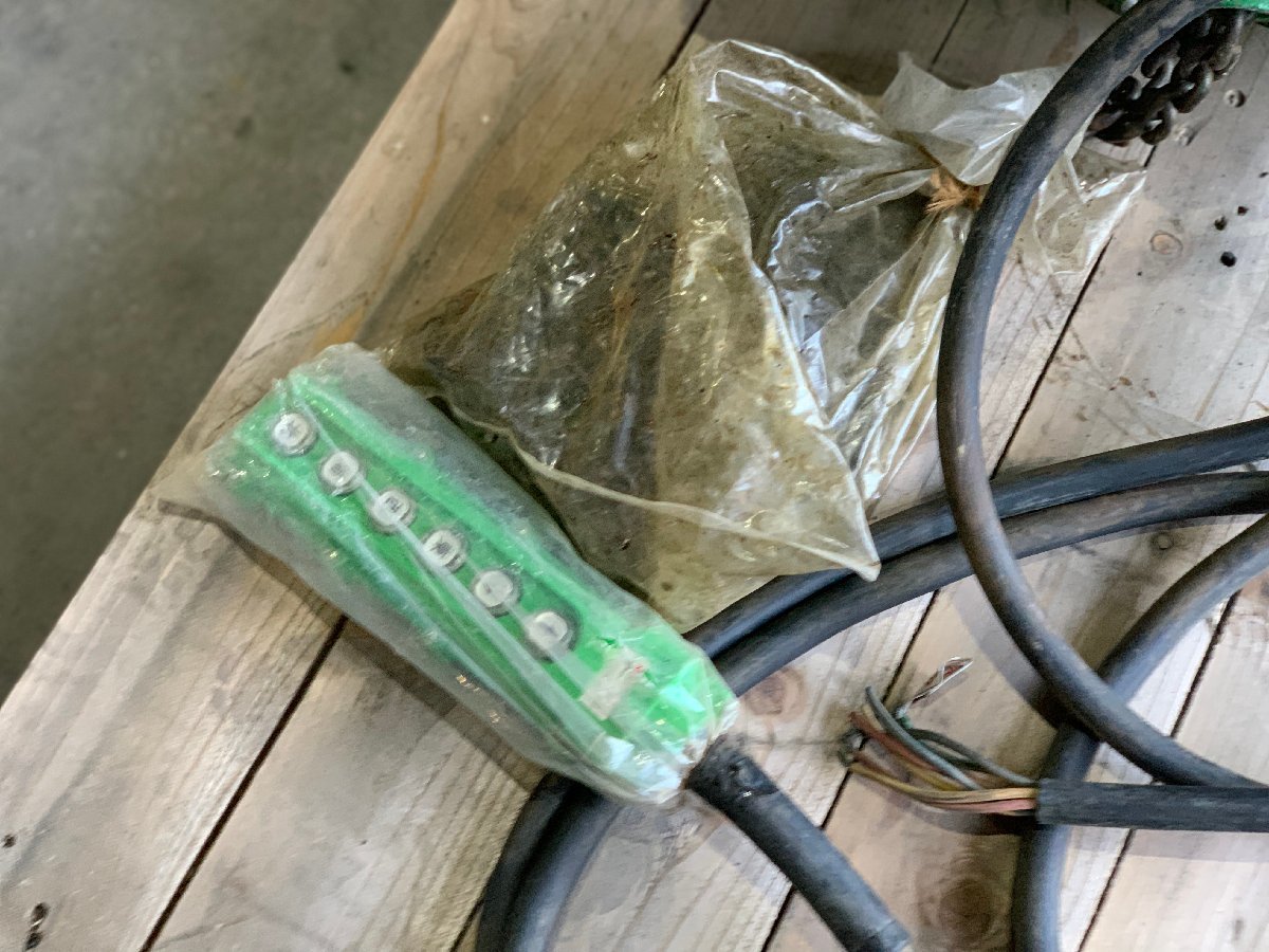 和歌山市 農機専門店☆綺麗 FUTABA 1t 電動 チェーンブロック FS 和歌山市 農機専門店☆綺麗 FUTABA 1t 電動 チェーンブロック FS