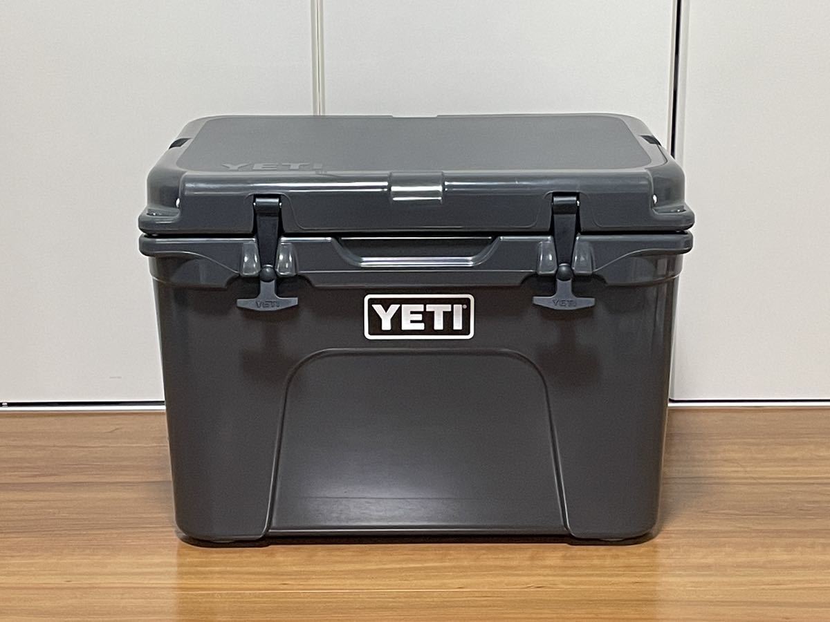 限定 チャコール 新品 YETI イエティ タンドラ 35 クーラーボックス-