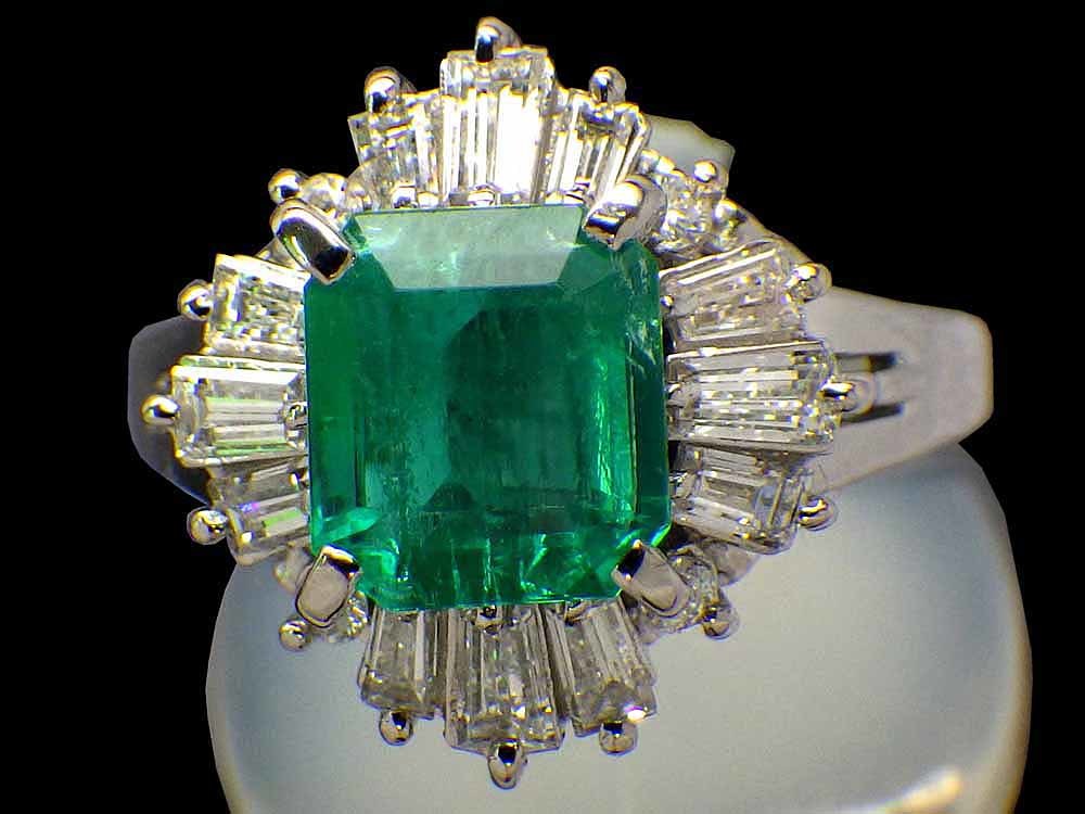 エメラルド ダイヤモンドリング Pt900 7.9g 13号 GRJソーティング付　Jewelry Emerald1.55ct Dia0.75ct Ring