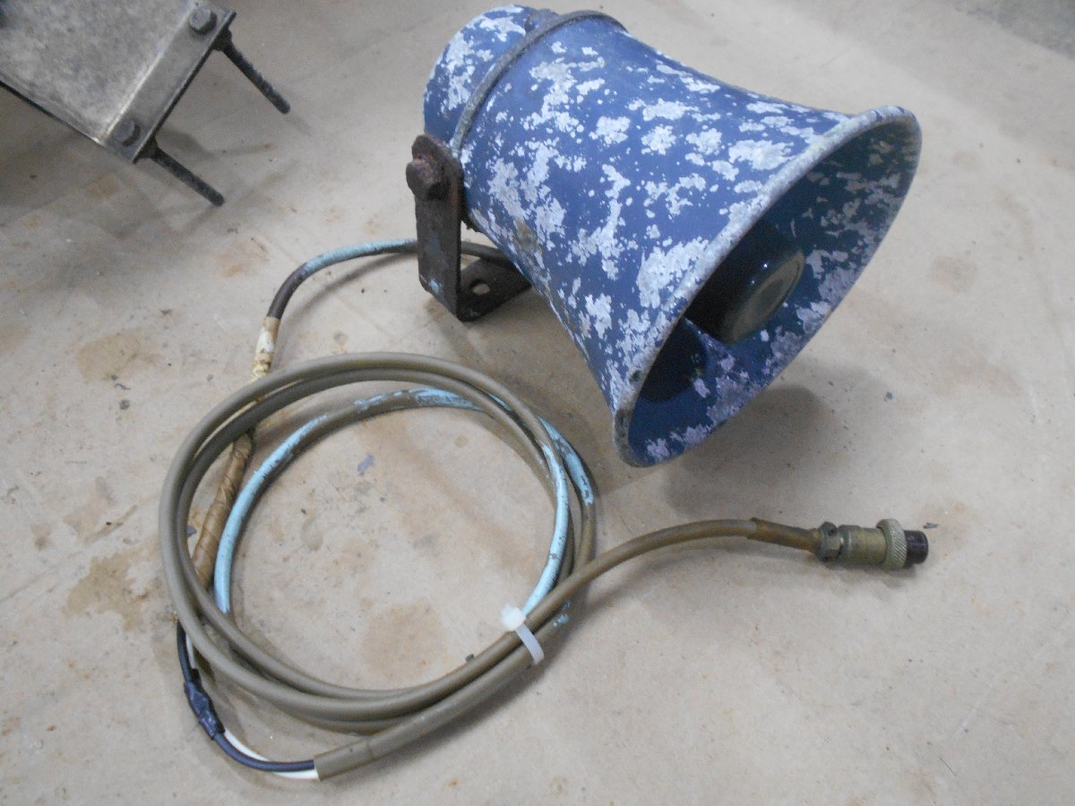 25-420 ㈱沖海洋エレクトロニクス 漁業無線機 27MHz DSB送受信機 25-420 ㈱沖海洋エレクトロニクス 漁業無線機 27MHz DSB送受信機