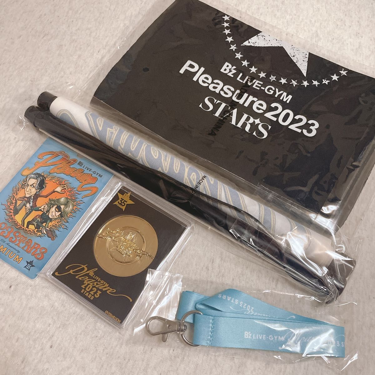 B'z LIVE-GYM Pleasure 2023 -STARS- プレミアム席専用グッズ｜Yahoo