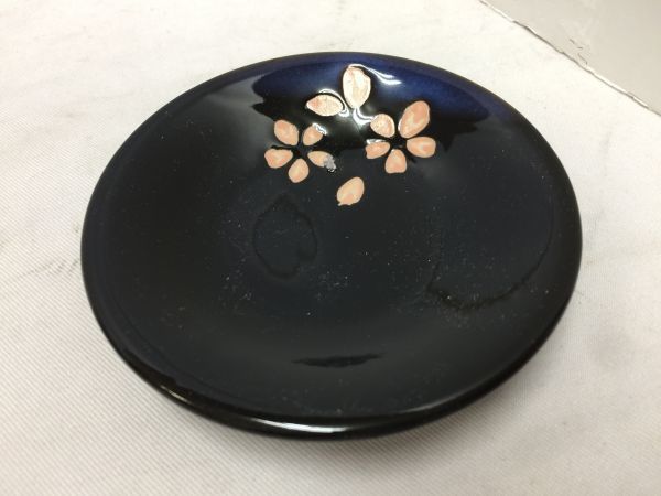 【未使用 送料込】陶器 窯元敬白 和食器 桜 中皿 (直径16cm 高さ5cm)＋小皿 5客(直径10cm 高さ2cm) セット 元箱入り◆B0579_画像6