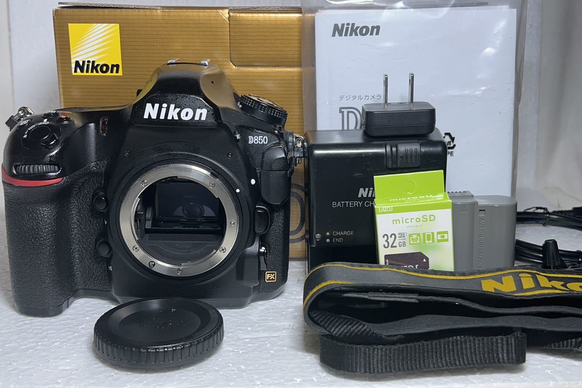 Nikon ニコン D850 4575万画素 一眼レフ カメラボディ 32GBメモリ 元箱