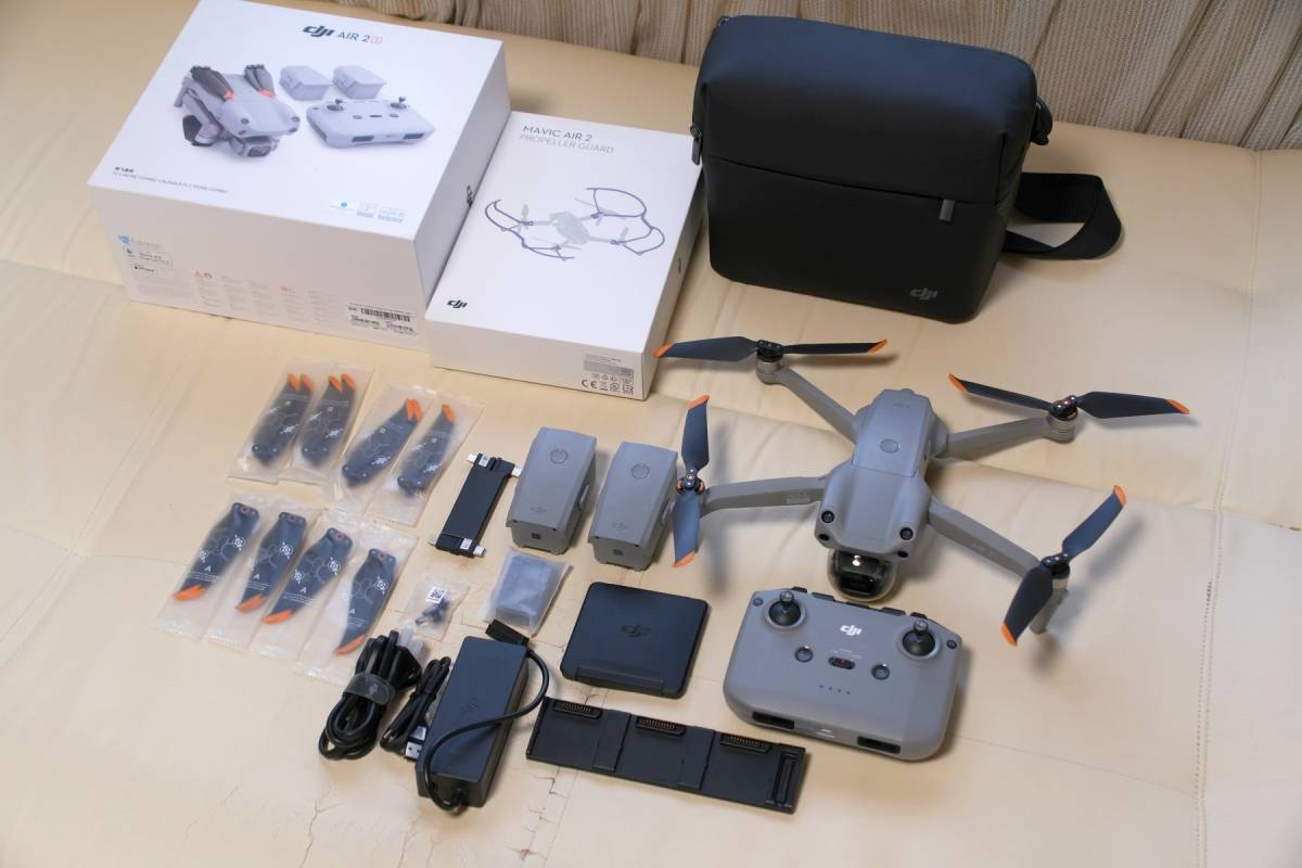 DJI Air 2S Fly More Combo 美品 完動品 プロペラガード付き(送料込み