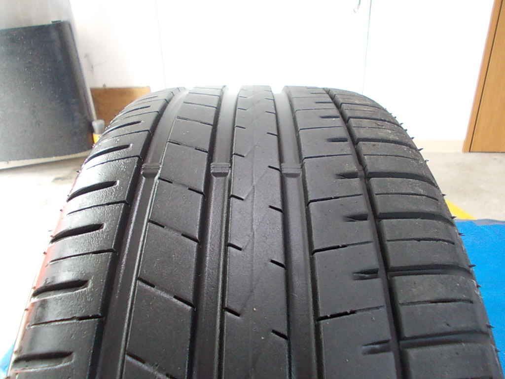 ★中古★アウディ・A3 Sline■DBA-8VCXS■225/40ZＲ18 92Y■タイヤ/18インチアルミホイール1本_画像6