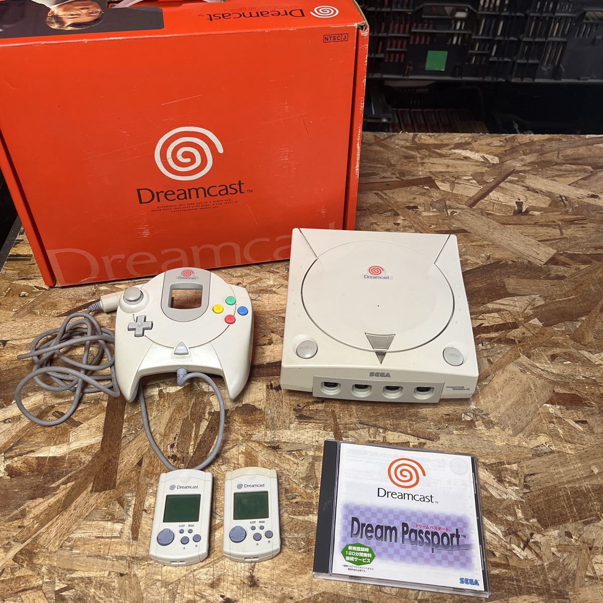 b316 SEGA セガ Dreamcast ドリームキャスト HKT-3000 湯川専務パッケージ 通電確認のみの画像1