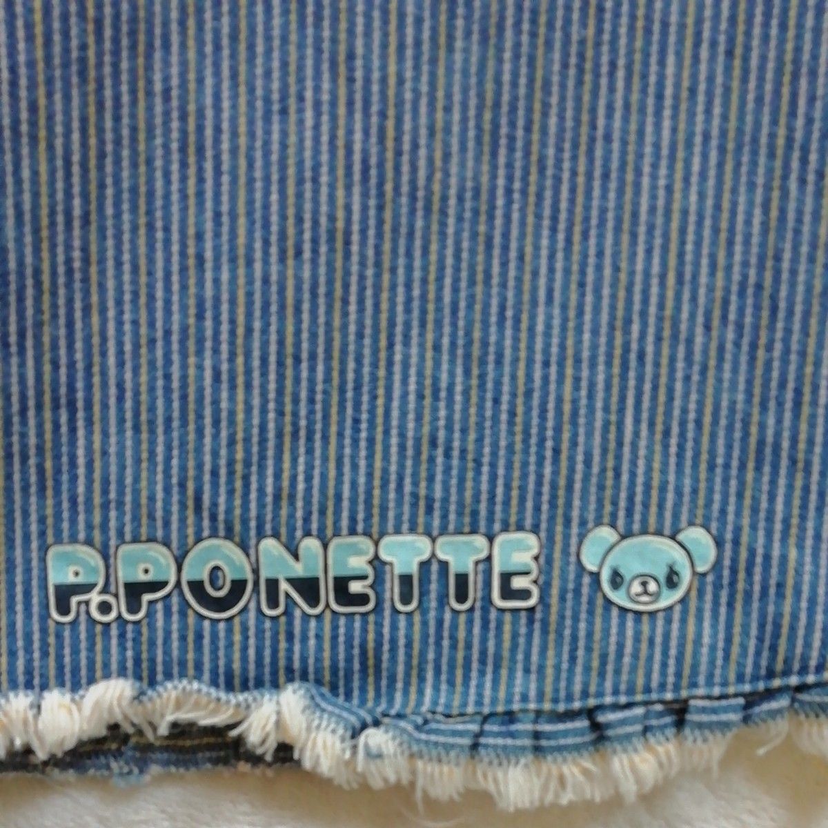 ポンポネット デニムスカート　サイズ160