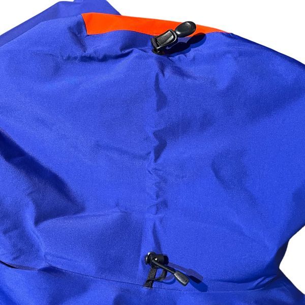 お気に入り】 ARC'TERYX 希少 アークテリクス×PALACE ブルー 青 M