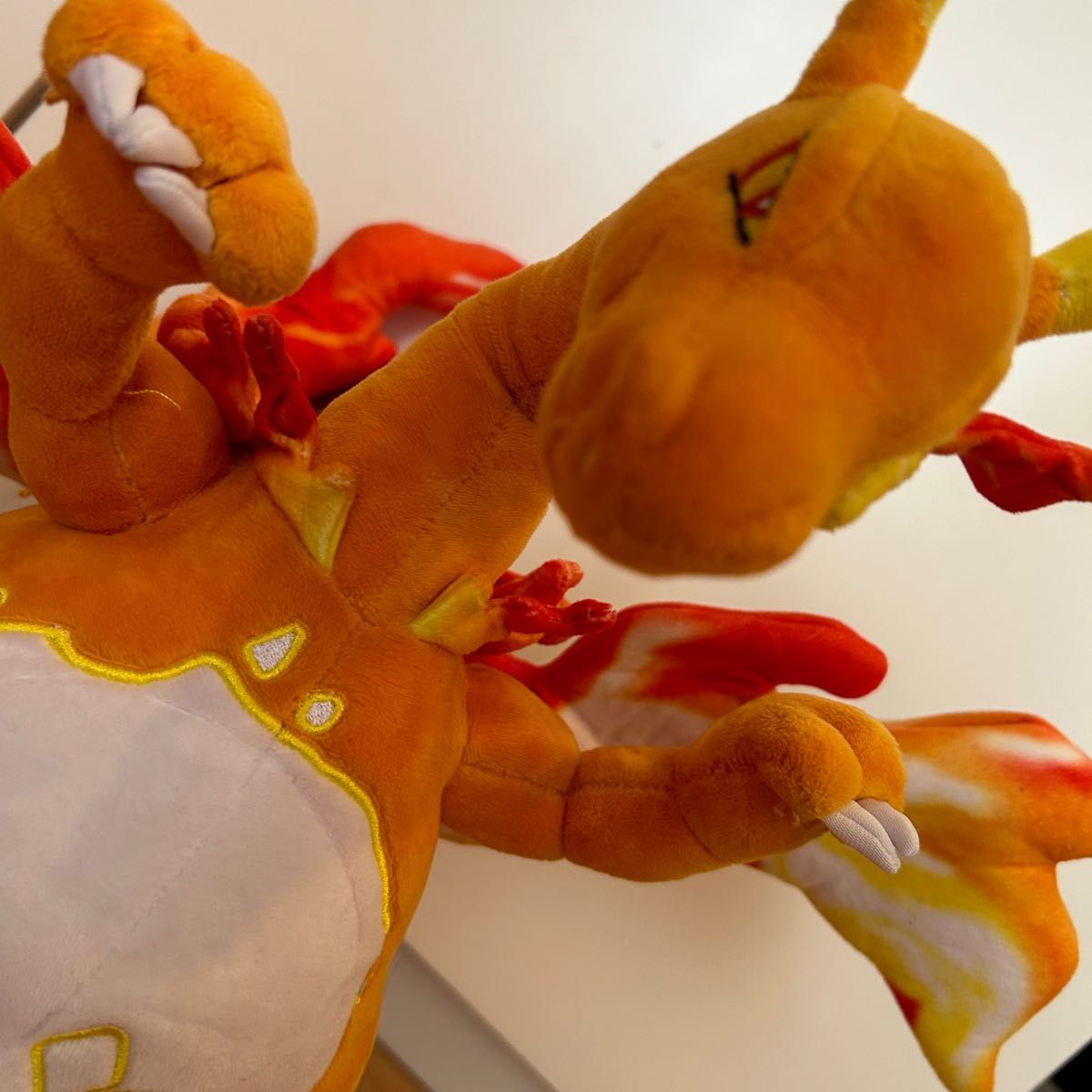 ポケットモンスター リザードン キョダイマックスのすがた ぬいぐるみ