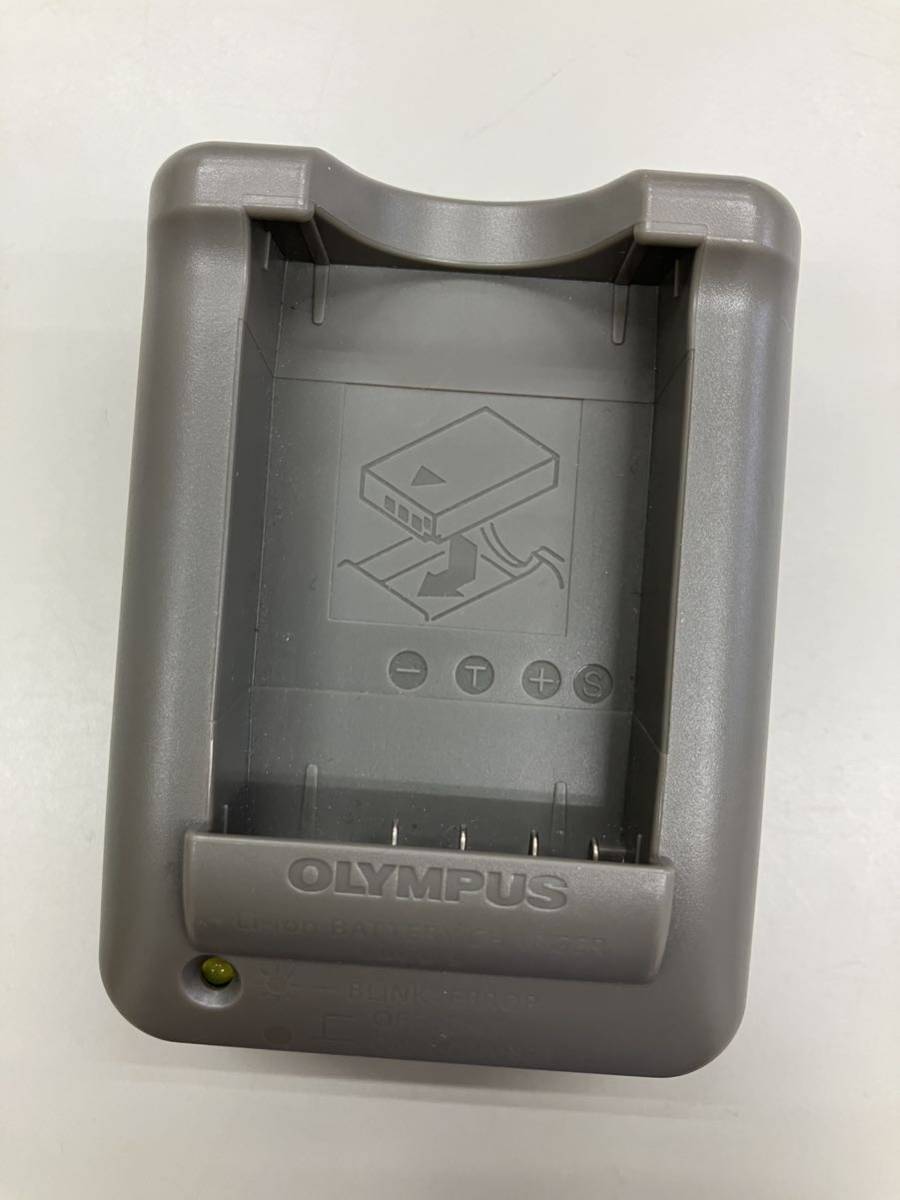 【 即決 】OLYMPUS BCS-5 オリンパス 純正品 バッテリー 充電器 送料無料 匿名配送_画像1