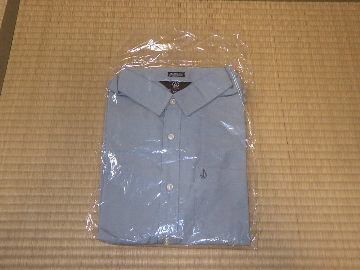 VOLCOM SHORT SLEEVE SHIRT ボルコム メンズ シャツ 半袖 色紺 サイズM 品番A042008_画像1