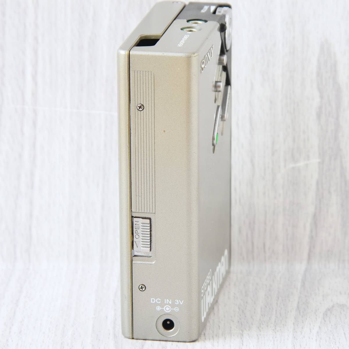 美品! SONY WALKMAN WM-2 カセットウォークマン 銀 修理済 お買い得