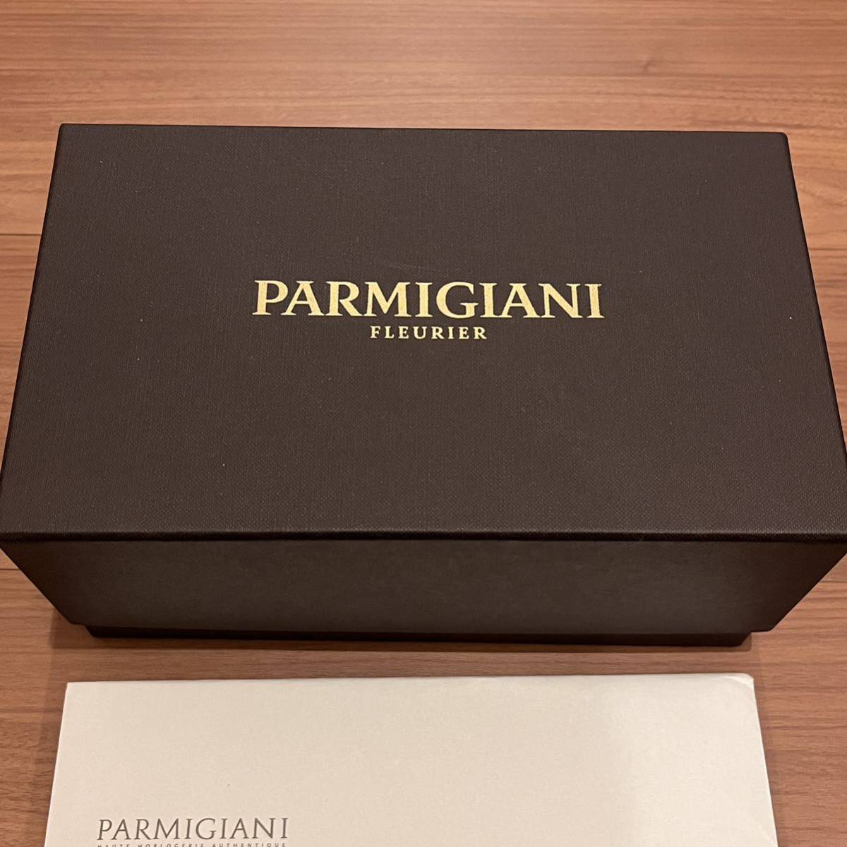 素敵でユニークな FLEURIER PARMIGIANI ウォッチロール ウォッチケース