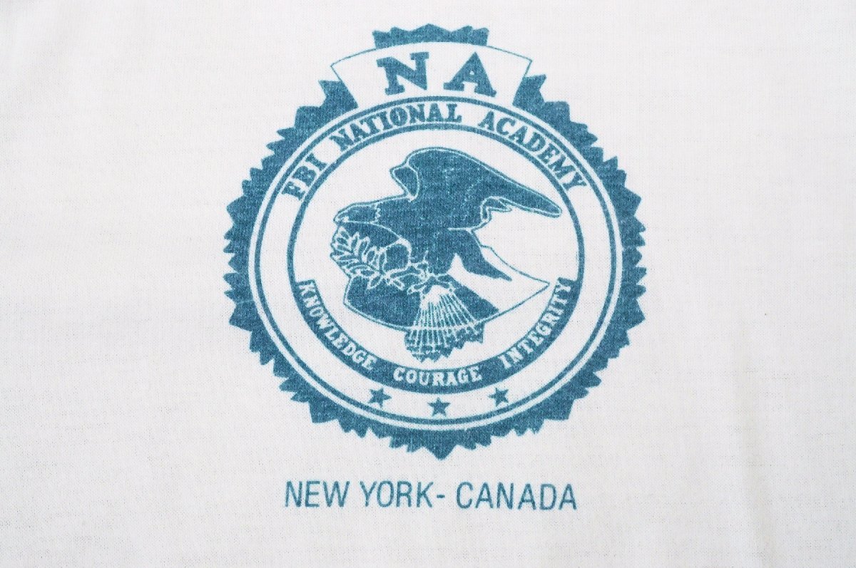 【送料無料】 ヴィンテージ FBI NATIONAL ACADEMY リンガー Tシャツ ホワイト/ネイビー_画像3