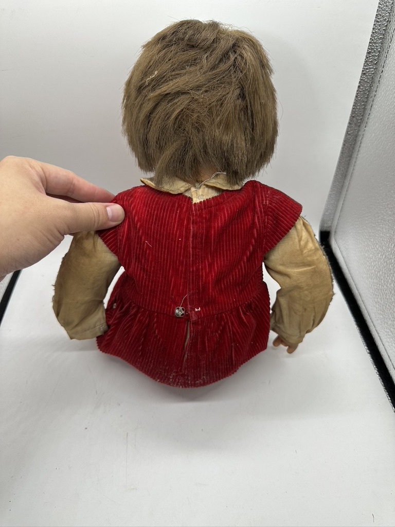 m0261 昭和レトロ OIKE オオイケ 人形 ドール 目が瞑る人形 赤い m0261 昭和レトロ OIKE オオイケ 人形 ドール 目が瞑る人形 赤い