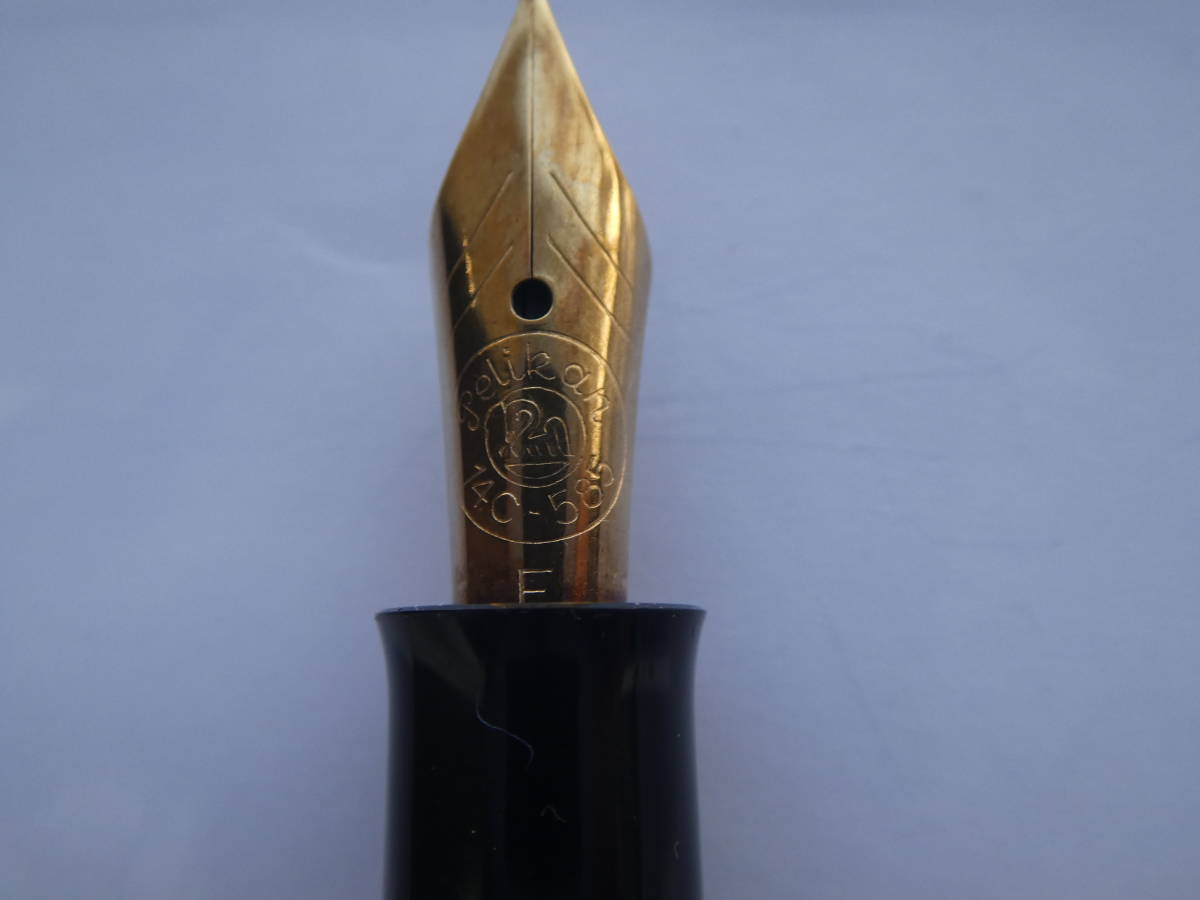 PELIKAN ペリカン400 万年筆 ペン先14C 585 刻印 グリーンストライプ