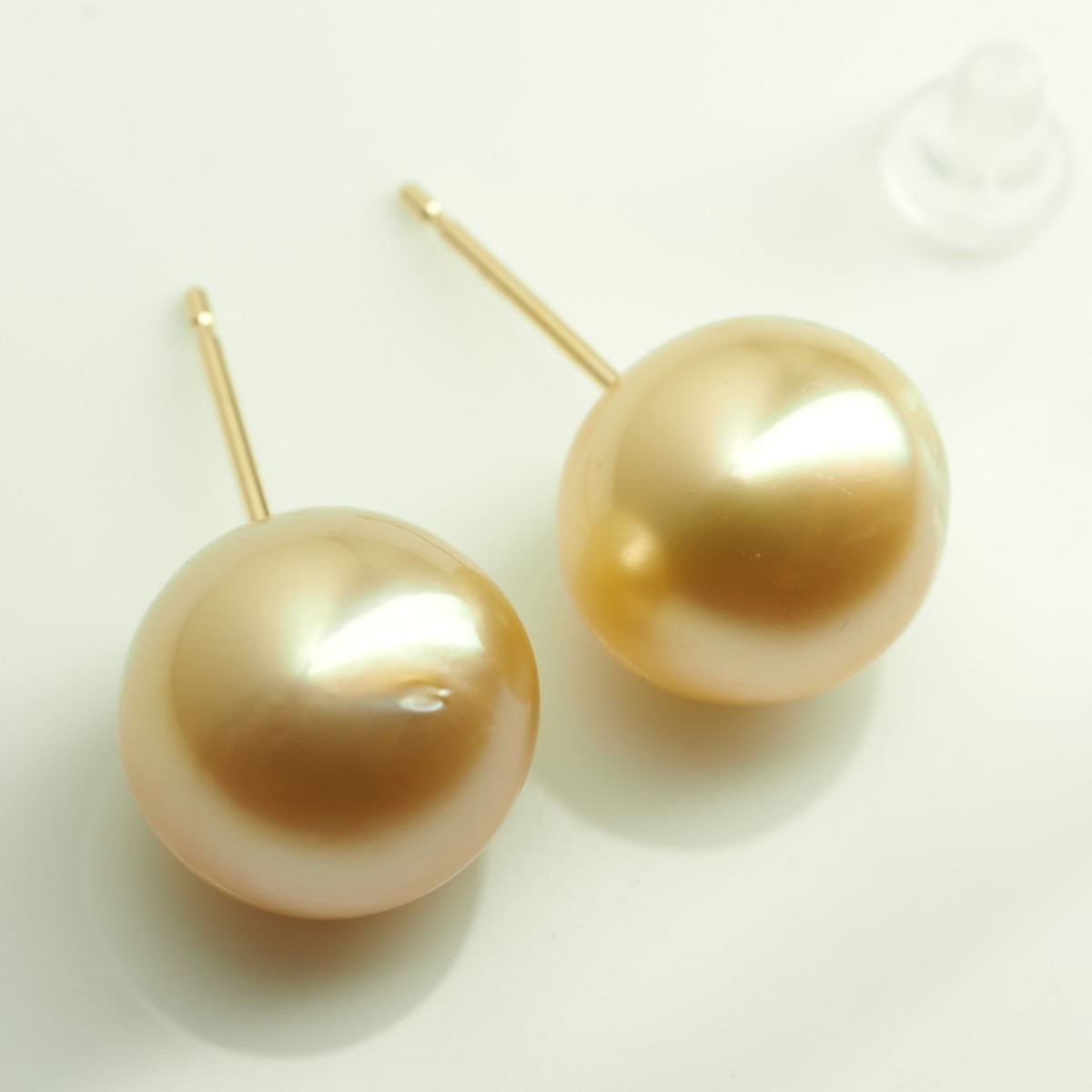 新品 未使用 天然ナチュラルゴールデンパール ピアス K18YG 本真珠