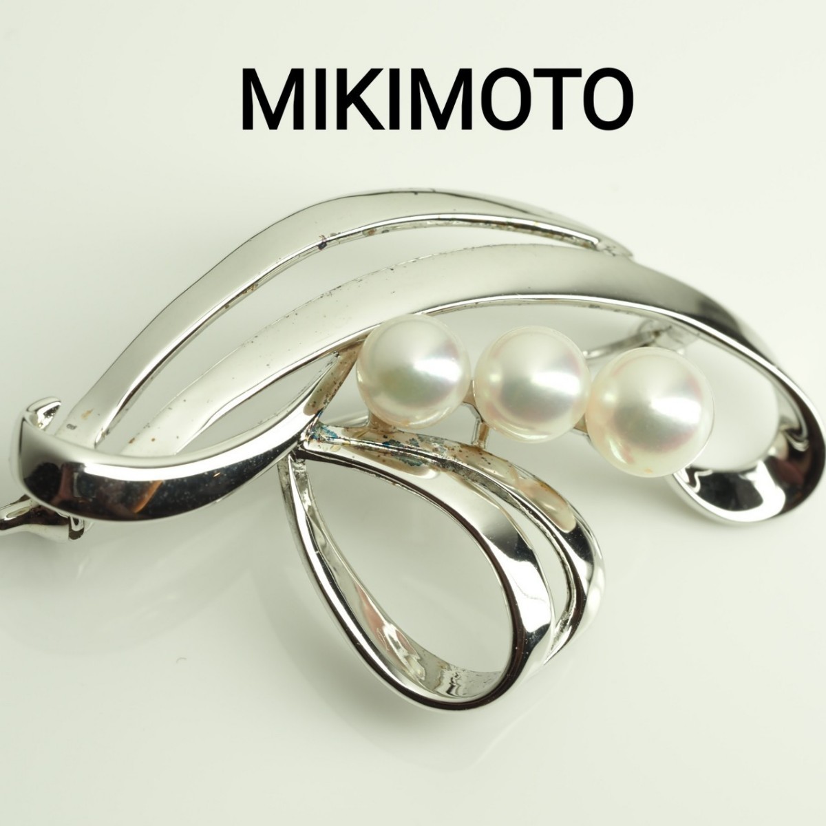 大人気新作 MIKIMOTO ミキモト 天然アコヤ本真珠 ブローチ SILVER