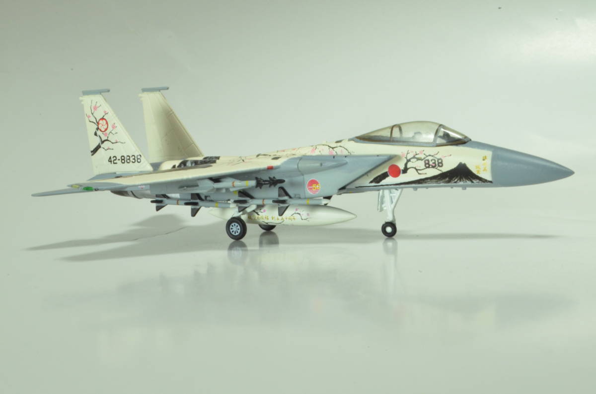 送料無料　希少　1/200　F-15J イーグル 第7航空団 第305飛行隊 50周年記念塗装 42-8838　ダイキャスト製 送料無料 匿名配送_画像7