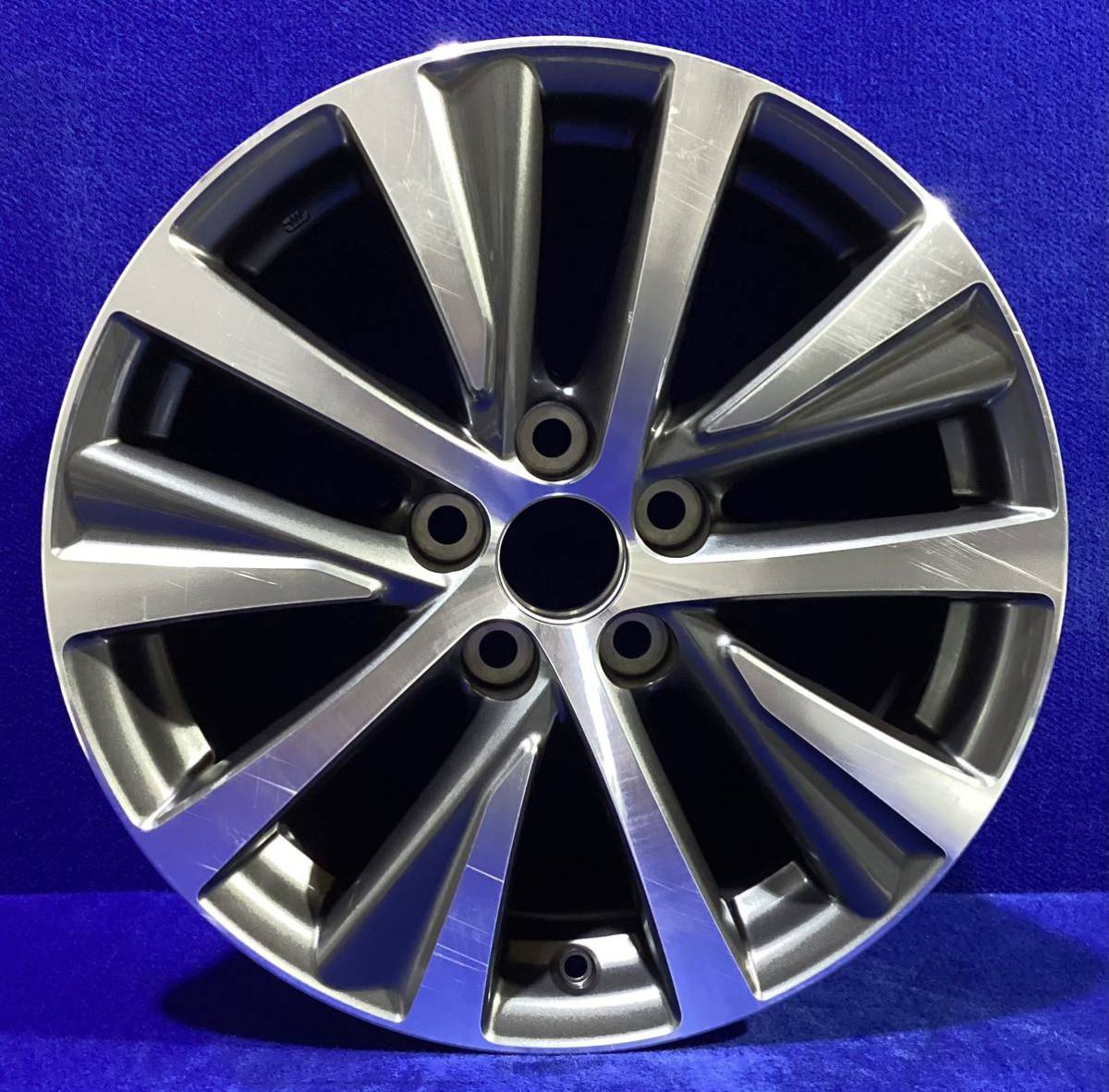 LEXUS ES ES300h＊17インチ＊純正ホイール＊17x7.5J/オフセット+40/PCD114.3-5H＊単品1本の画像1