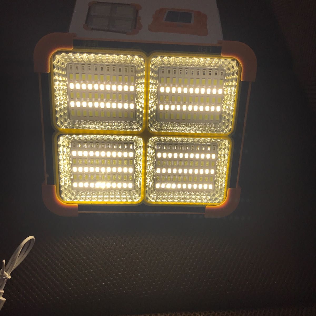 LEDソーラーライト100w  LED ソーラーライト