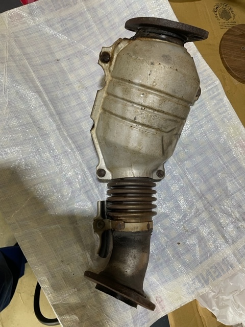 チェイサー ツアラーV JZX100 1JZ-GTE ターボ 純正 触媒