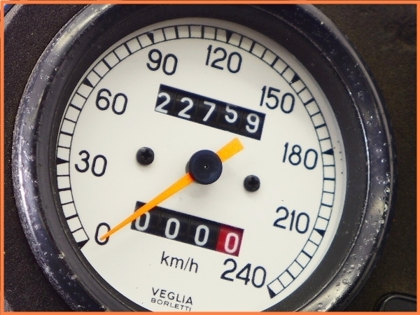 * {M1} superior article!900SS 240km/h original meter! actual work car taking out!400SS/900SL!
