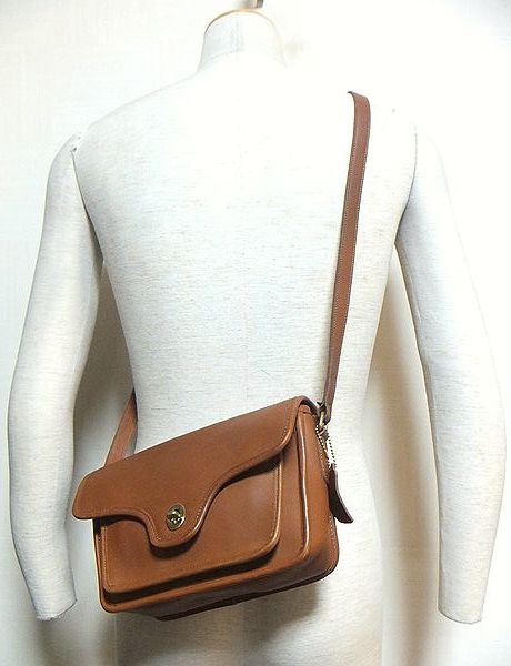 美品:COACH(コーチ/USA製).グローブレザー ショルダーバッグ(茶/345