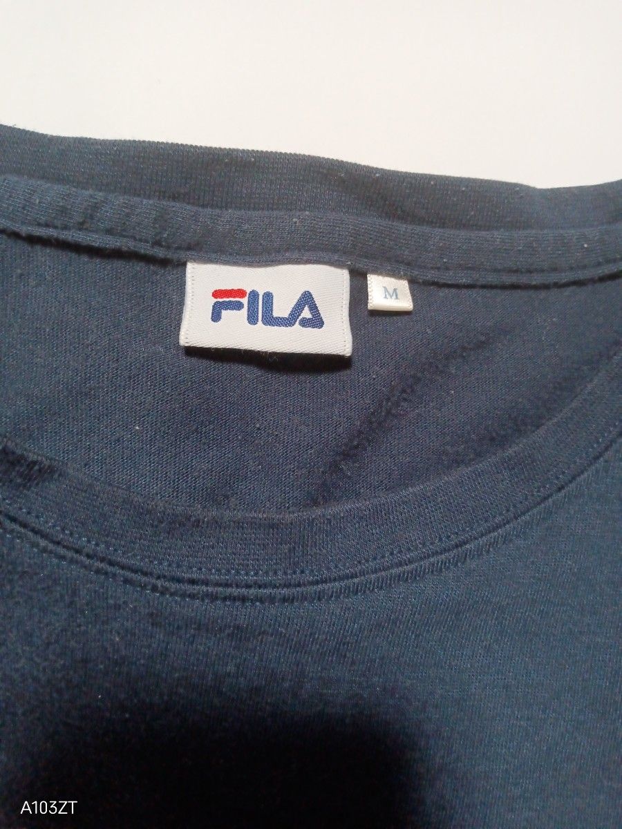 FILA　Tシャツ　Mサイズ　紺色　身幅47　着丈61　袖丈18　肩幅38　ダイワボウアドバンス　フィラ　サイズM
