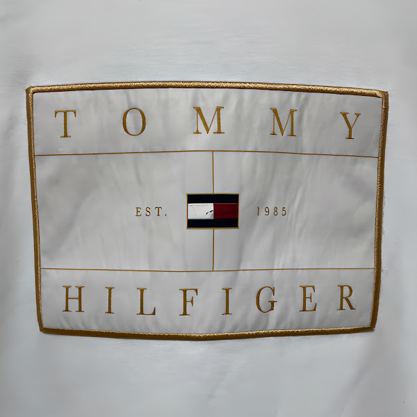 ★TOMMY HILFIGER トミーヒルフィガー ボックスロゴ スウェットの画像2