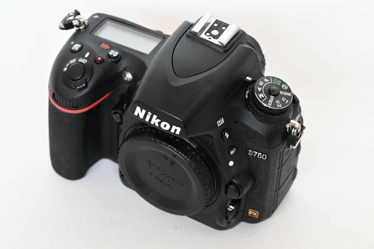 ニコン D750 ボディ 元箱 Nikon d750 【 29,949shot 】 ニコン D750 ボディ 元箱 Nikon d750 【 29,949shot 】