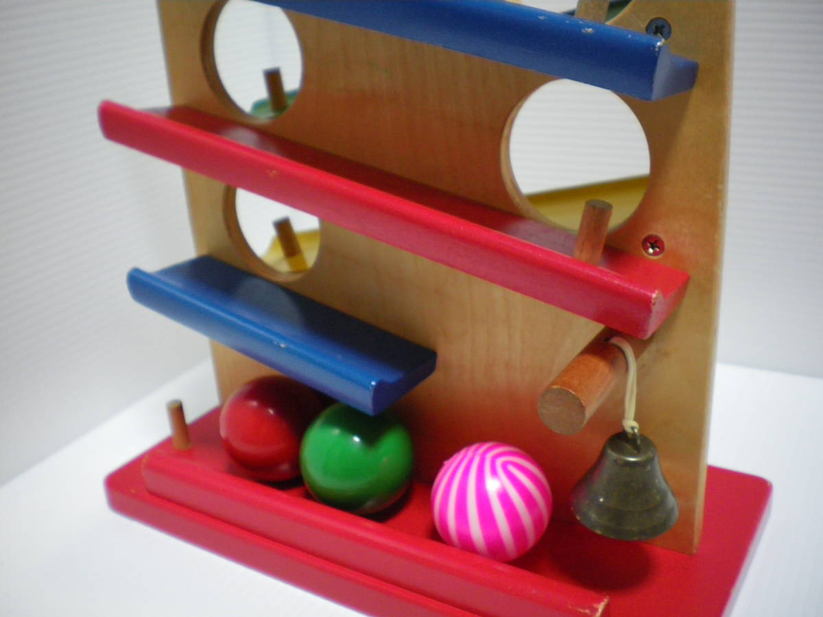 ハウス型 木製 スロープトイ 木のおもちゃ 玉ころがし ボールころがし 知育玩具