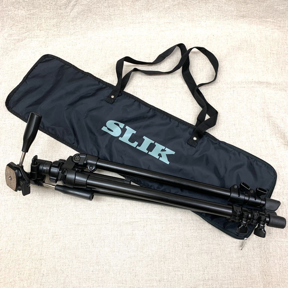 SLIK三脚 エイブル 300 EX/最低高35cm~全高140cm/三段階開脚 SLIK三脚 エイブル 300 EX/最低高35cm~全高140cm/三段階開脚