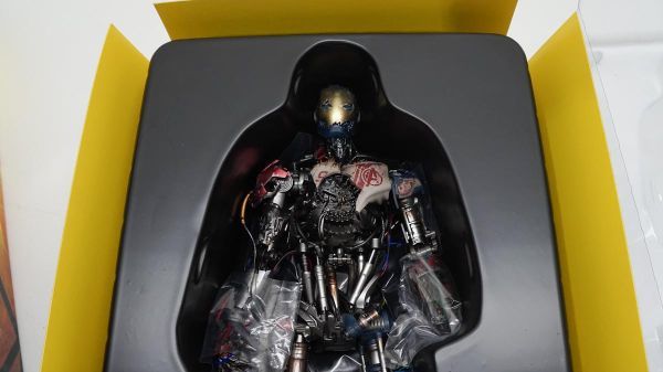 【美品】 ホットトイズ アベンジャーズ エイジ オブ ウルトロン 1/6 マーク1 MMS292 Hot toys Avengers Age of Ultron Mark I 000Y889_画像7