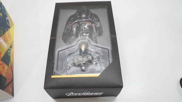 【美品】 ホットトイズ アベンジャーズ エイジ オブ ウルトロン 1/6 マーク1 MMS292 Hot toys Avengers Age of Ultron Mark I 000Y889_画像2