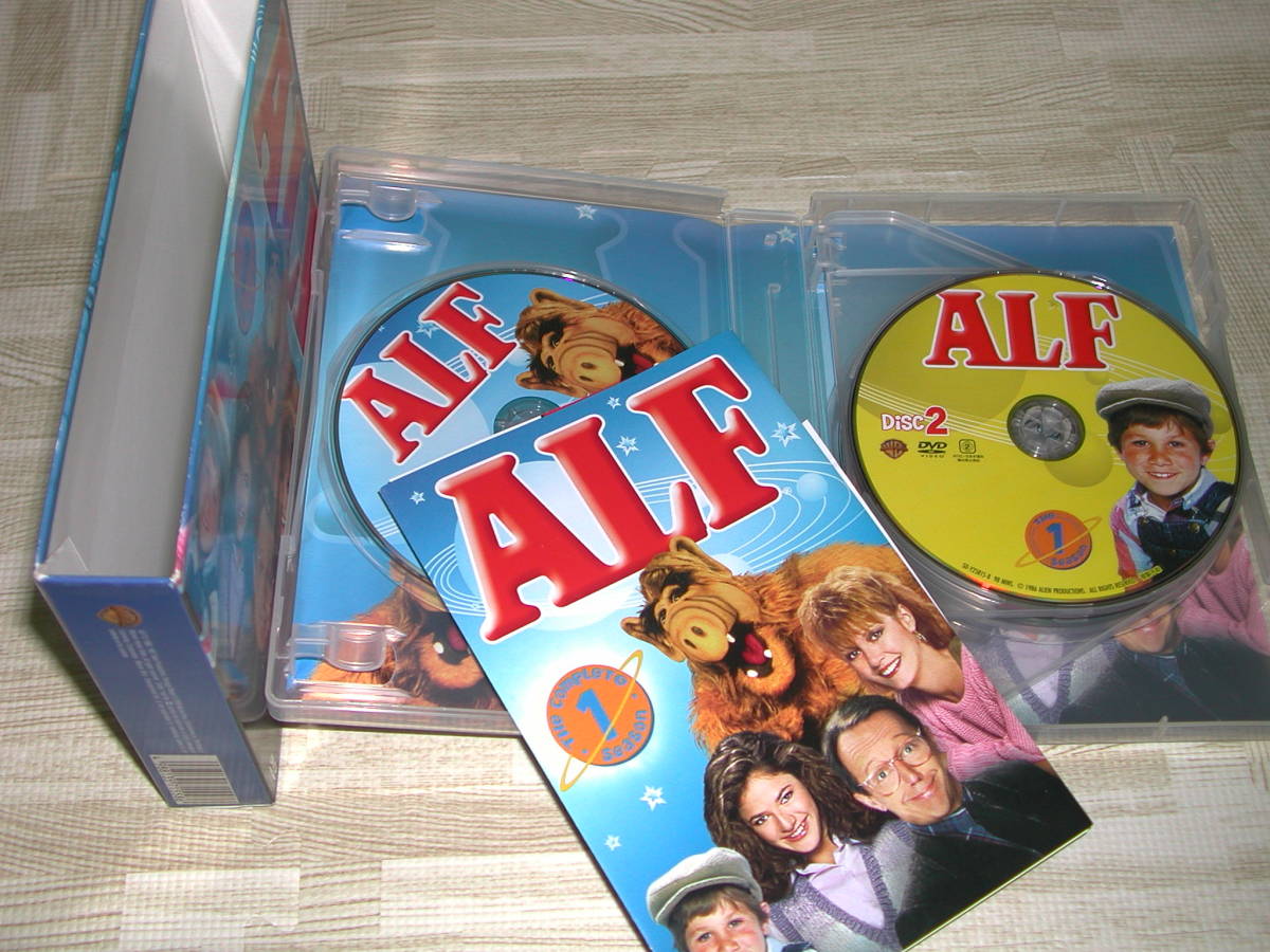 ALF アルフ 〈ファースト・シーズン〉 コレクターズBOX [6枚組 ALF アルフ 〈ファースト・シーズン〉 コレクターズBOX [6枚組