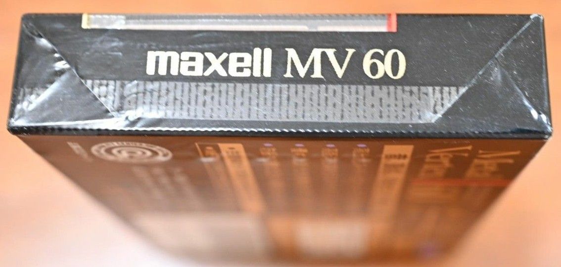 未使用未開封　maxell　カセットテープ　メタルポジション　Metal Vertex 60　MV60　メタルテープ