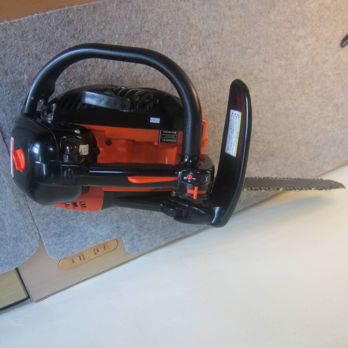 日立工機 350mmエンジンチェンソー CS35EC3(S) 取扱説明書他付 日立工機 350mmエンジンチェンソー CS35EC3(S) 取扱説明書他付
