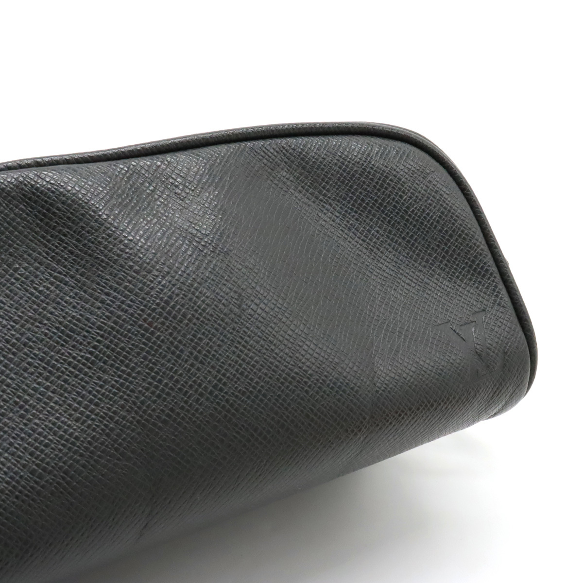 LOUIS VUITTON ルイ ヴィトン タイガ トゥルース イヴァン セカンド