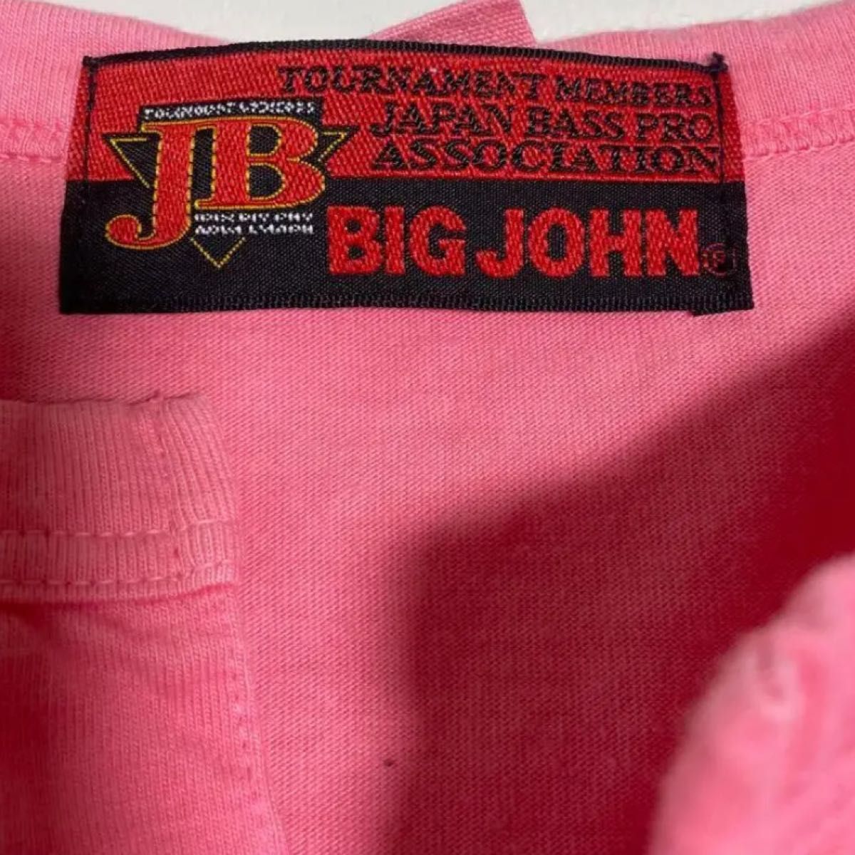 【商品名】JB BIG JOHN シャツ　Tシャツ メンズ　ピンク　ショッキングカラー　S