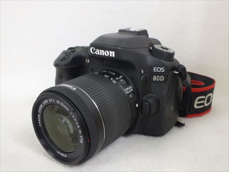 ♪ Canon キャノン EOS80D(W) デジタル一眼レフ EF-S 18-55 取扱説明書有り 中古現状品 230611G6122_画像2