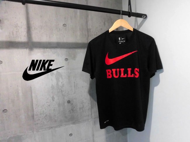 NIKE BASKETBALL スウォッシュ tee 黒 Lsize-