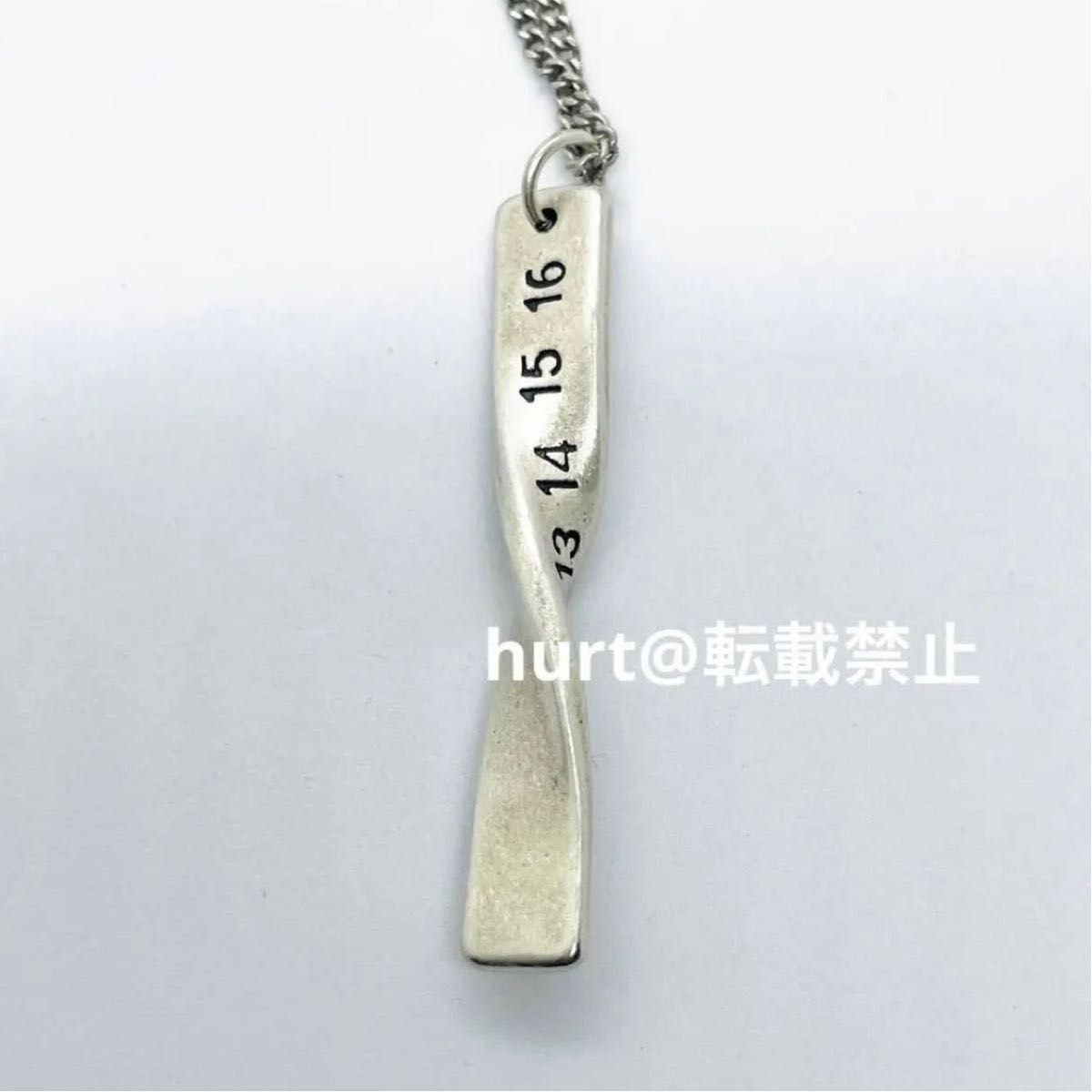 新品外箱あり】Maison Margiela メゾンマルジェラ Numbers ロゴ 新品外箱あり】Maison Margiela メゾンマルジェラ Numbers ロゴ