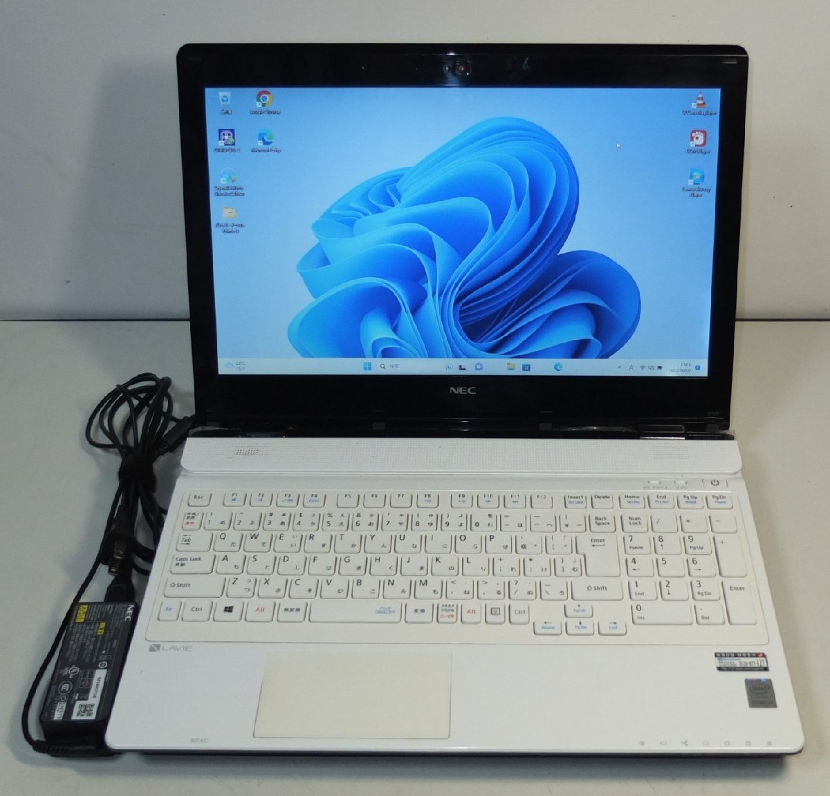 定番の中古商品 PC-NS700BAW ノートPC 15.6インチ NEC i7-5500U