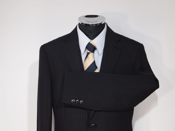税込) リーズナブルでプロ品質/メンズsuit/4223/背抜きスーツ☆YA6