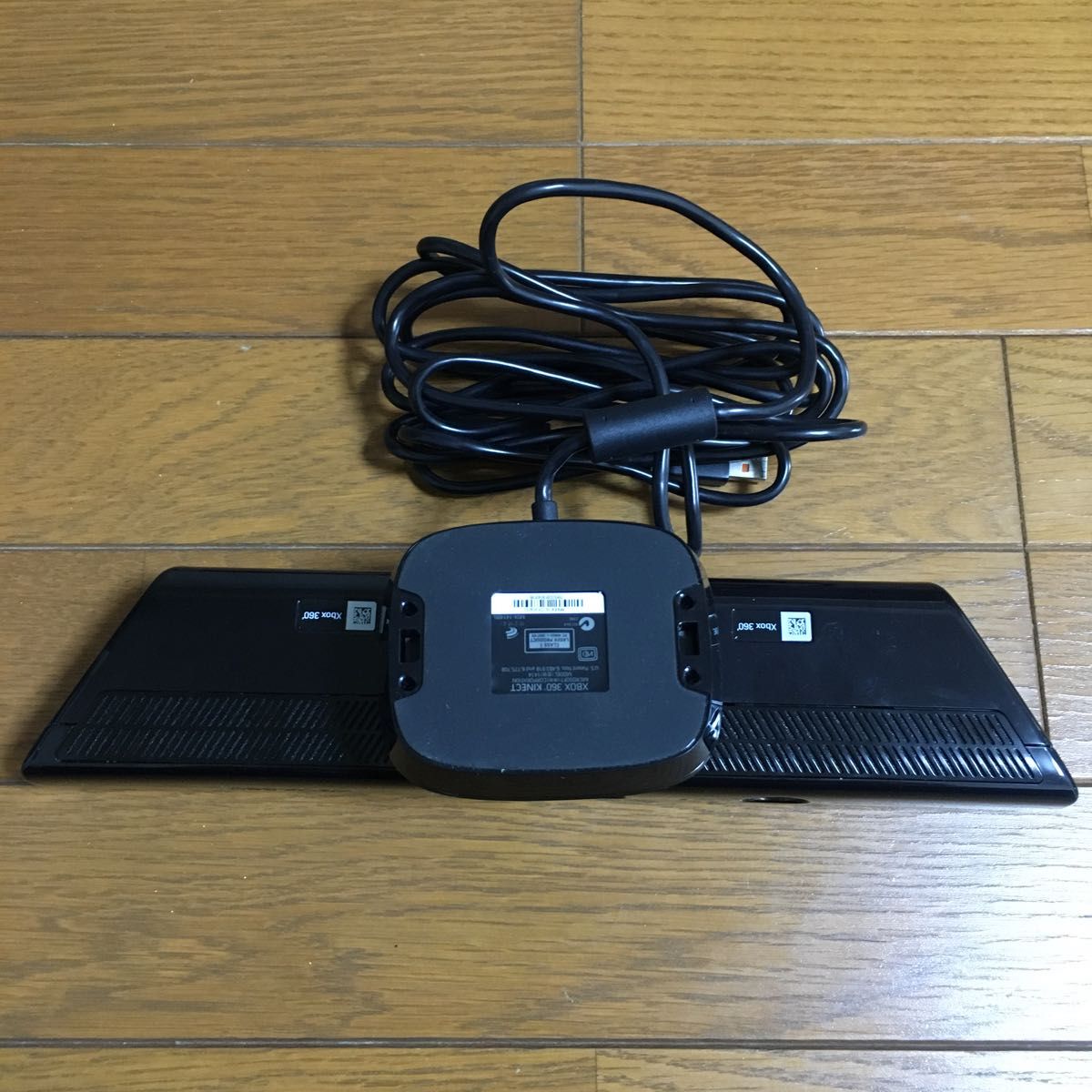 XBOX360 / Kinectセンサー 箱 説明書 未開封ソフト付 キネクト XBOX360 / Kinectセンサー 箱 説明書 未開封ソフト付 キネクト