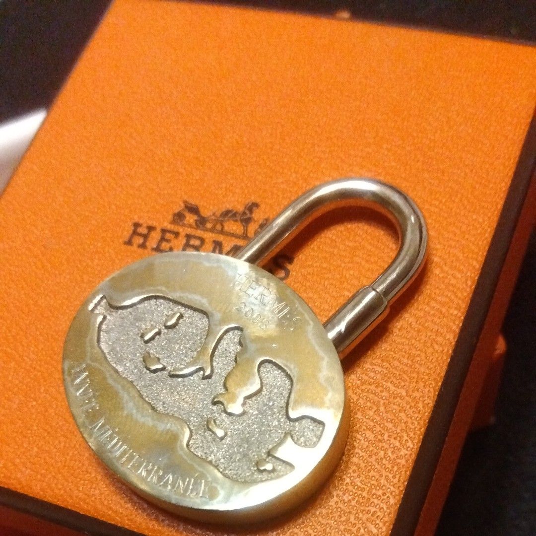 エルメス Hermes カデナ2003地中海 ゴールドメタリック キーホルダー